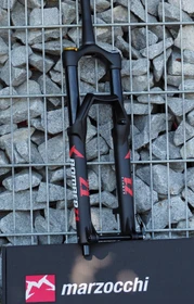 Marzocchi Bomber Z1 15mm TA 27.5"/650B 180mm Federgabel matte black