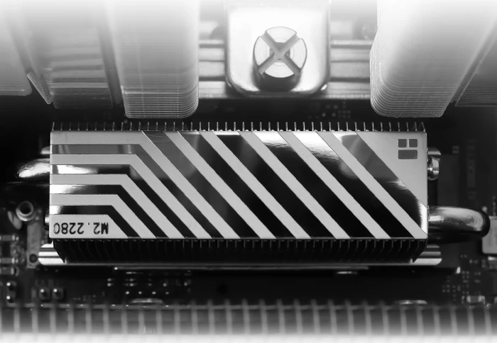 Thermalright HR-10 2280