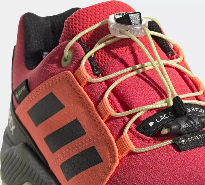 adidas Terrex GTX shock red/core black/yellow tint (Junior)