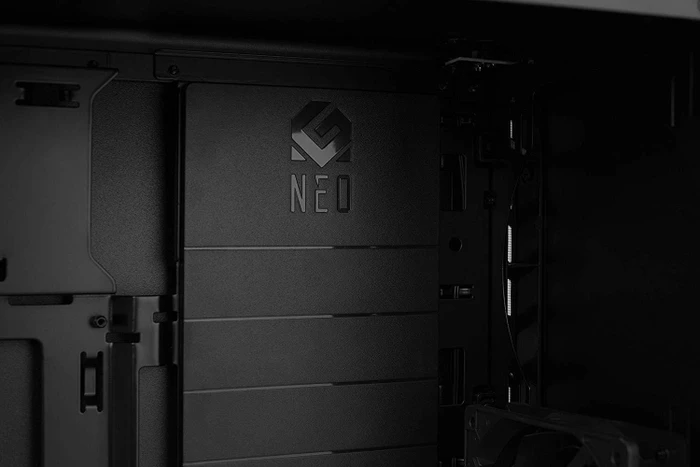 MetallicGear / MagniumGear Neo Mini schwarz, Glasfenster, Mini-ITX