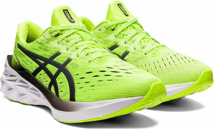 Asics Novablast 2 hazard green/carrier grey (Herren)