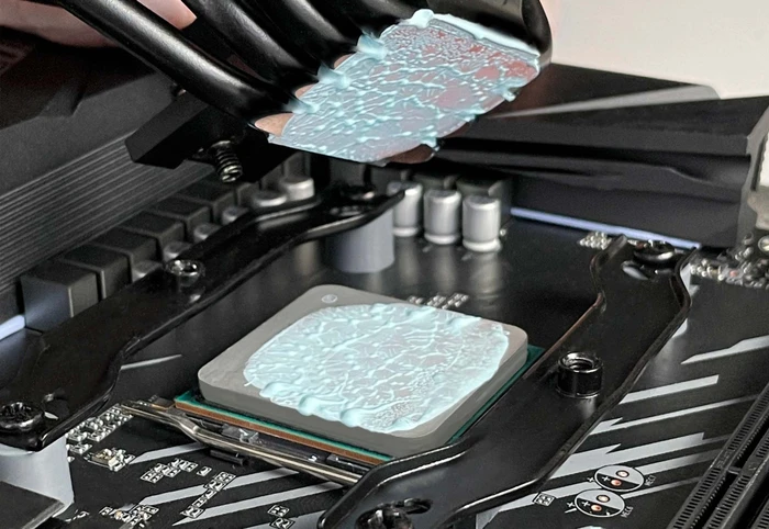 ARCTIC Freezer A35 RGB