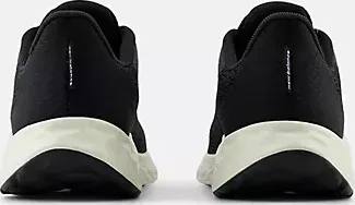 New Balance Fresh Foam Arishi v4 black/phantom/dark silver metallic (Damen)