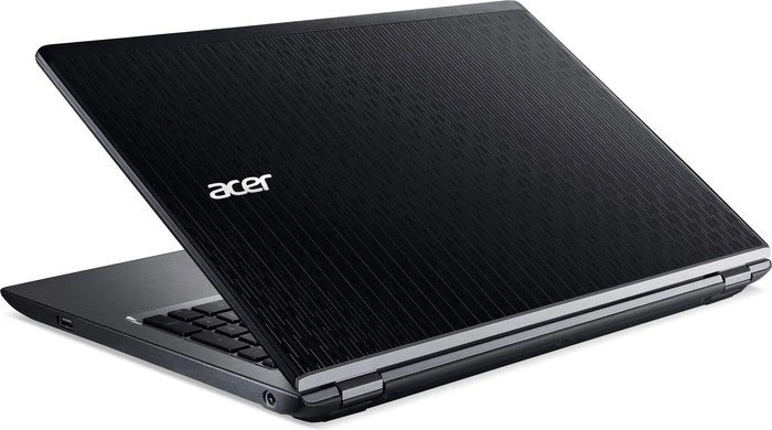Acer Aspire V5-591G-71K2, Core i7-6700HQ, 8GB RAM, 500GB HDD, GeForce GTX 950M, DE