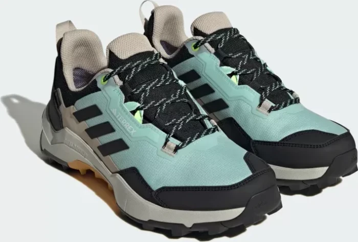 adidas Terrex AX4 GTX semi flash aqua/core black/preloved yellow (Damen)