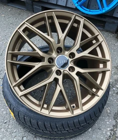 Damina Performance DM08 8.5x19 5/112 ET30 (verschiedene Farben)