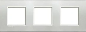 Bticino Livinglight Abdeckrahmen 3-fach, silber