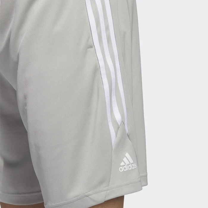 adidas Legends 3-Streifen Basketball Shorts metal grey/white (Herren)