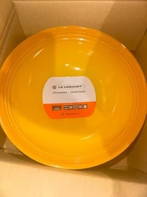 Le Creuset Salatschüssel 24cm 2.2l nectar
