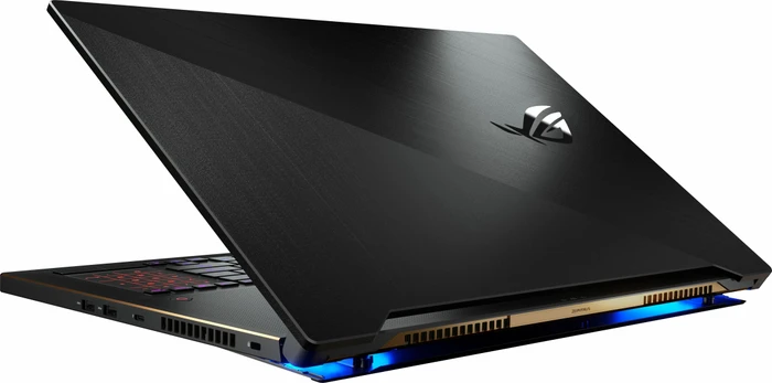 ASUS ROG Zephyrus S17 GX701LXS-HG040T, Core i7-10875H, 32GB RAM, 1TB SSD, GeForce RTX 2080 SUPER Max-Q, DE