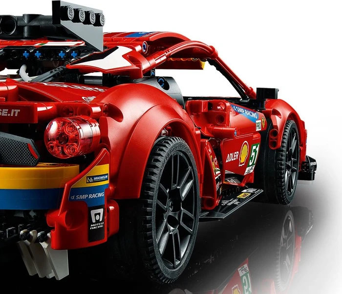 LEGO Technic - Ferrari 488 GTE AF Corse #51