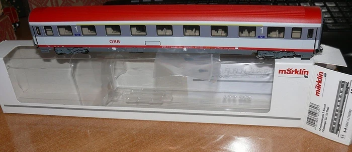 Märklin - Spur H0 Personenwagen - Reisezugwagen Ampz