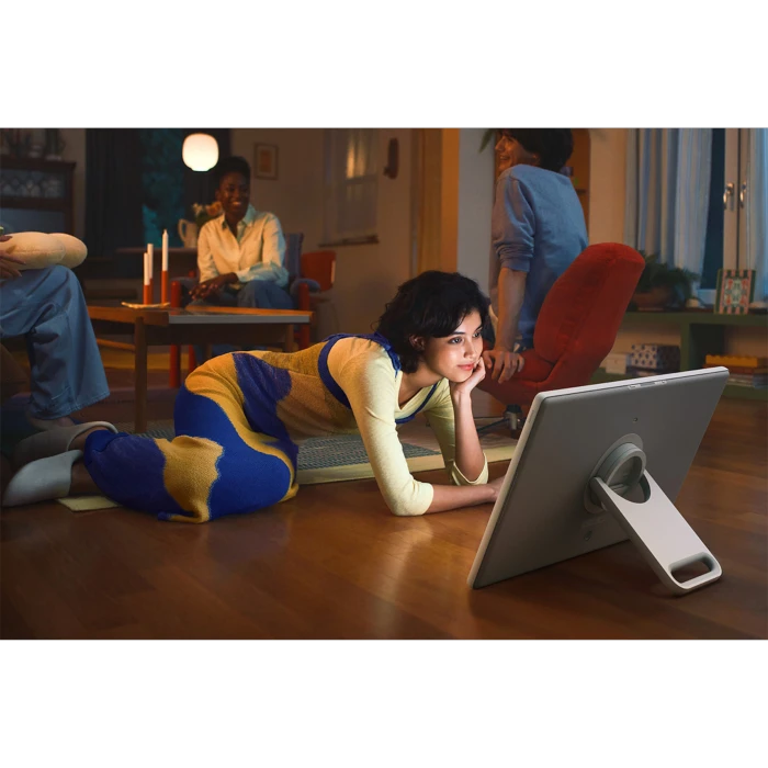 Samsung The Movingstyle QHD AI Smart TV mit Touchscreen (2025), 27"
