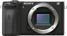 Sony Alpha 6600 mit Objektiv Fremdhersteller