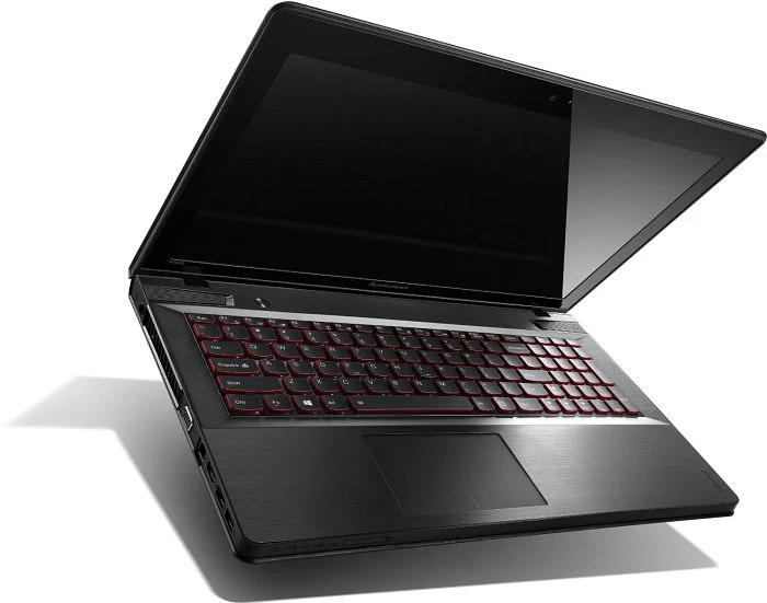 Lenovo IdeaPad Y500, Core i5-3230M, 8GB RAM, 16GB SSD, 1TB HDD, 2x GeForce GT 650M, DE