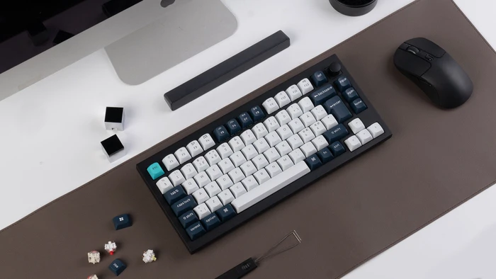 Keychron Q1 Max, Carbon Black, 75%, PBT, LEDs RGB, Gateron Jupiter BROWN, USB/Bluetooth, DE
