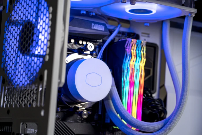 Cooler Master MasterLiquid ML240L RGB V2 White Edition, weiß