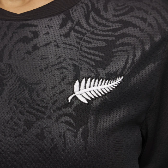 Puma FIFA WM 2026 Neuseeland Heimtrikot kurzarm puma black/puma silver (Damen)