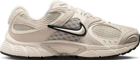 Nike V5 RNR light orewood brown/black/pale ivory (Damen)