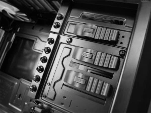 NZXT Switch 810 schwarz, Acrylfenster
