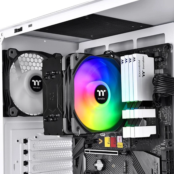 Thermaltake UX200 SE ARGB