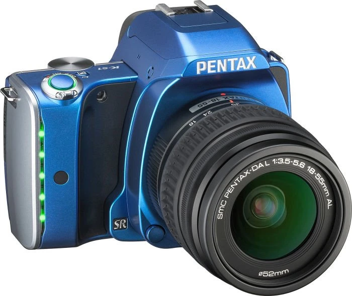 Pentax K-S1 blau mit Objektiv smc DA L 18-55mm 3.5-5.6 AL und smc DA L 50-200mm 4.0-5.6 ED