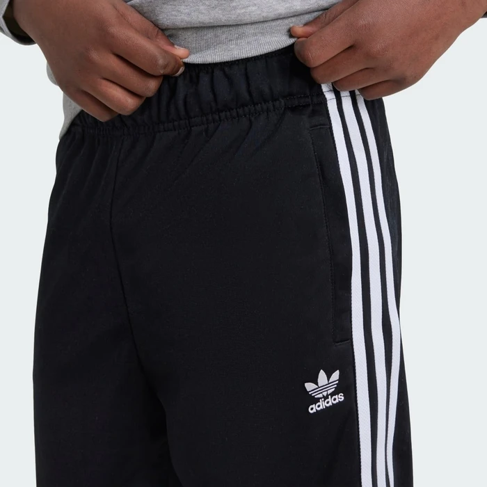 adidas Adicolor SST Trainingshose lang schwarz (Junior)