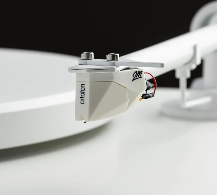 Pro-Ject T1 White Edition