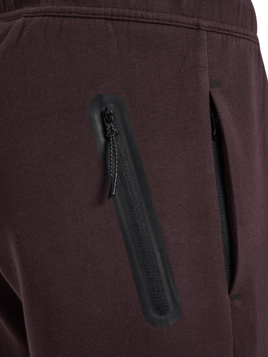 hummel Tech Fleece Regular Trainingshose lang chocolate plum