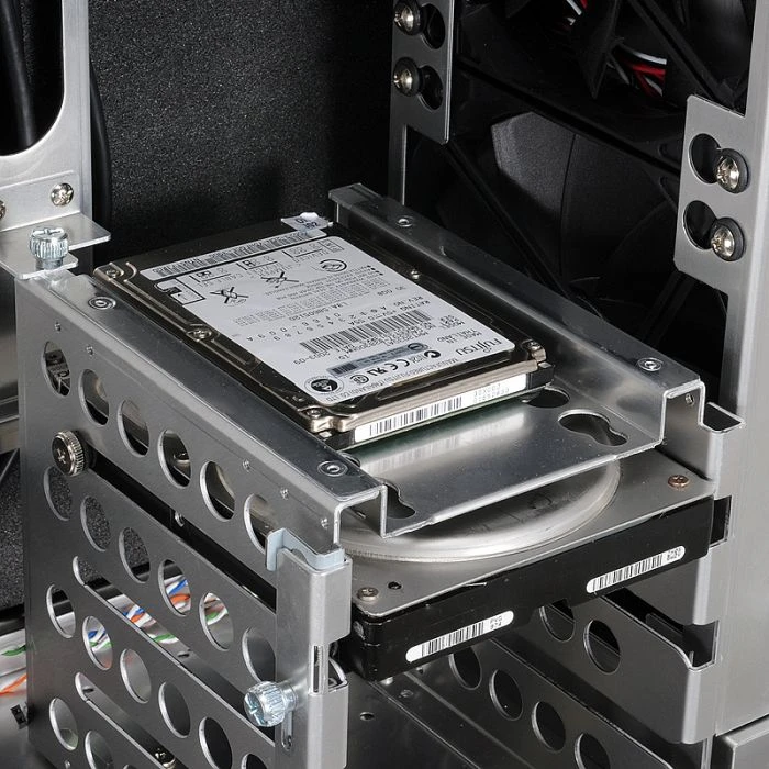 Lian Li PC-B12, schallgedämmt