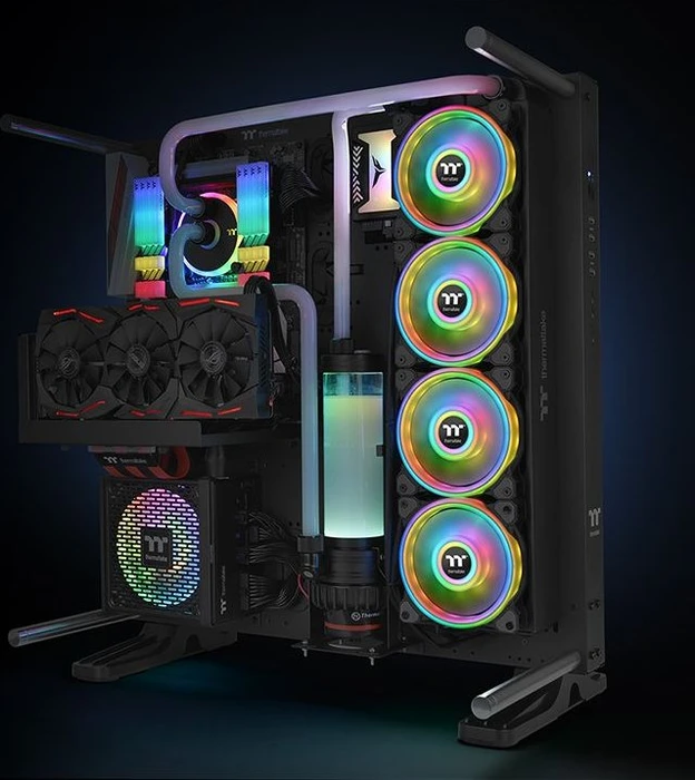 Thermaltake Riing Quad 14 RGB Radiator Fan TT Premium Edition schwarz, 140mm