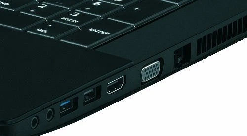 Toshiba Satellite C70D-B-302, schwarz, A4-6210, 4GB RAM, 750GB HDD, DE