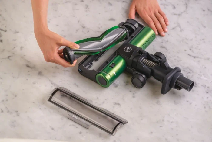 Hoover HF920P 011 mit Anti-Twist Akku-Handstaubsauger