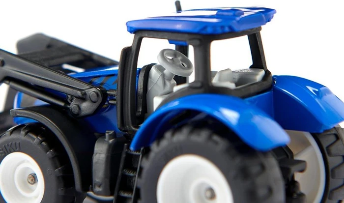 SIKU Farmer New Holland mit Palettengabel und Palette