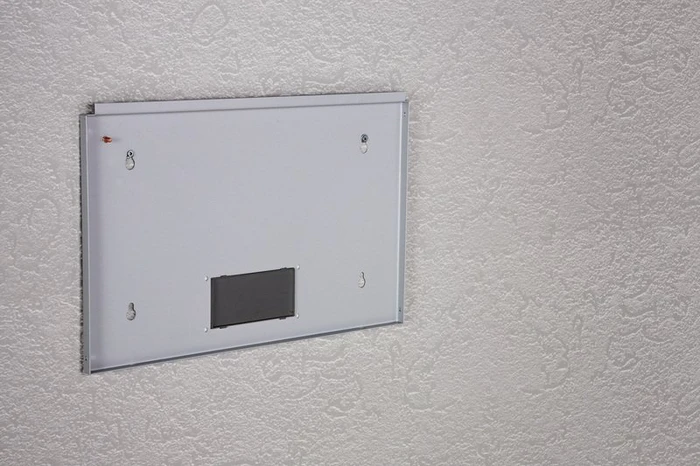 Digitus Professional Unique Serie Wandschrank 9HE, Sicherheitsglastür, IP2X, grau, 450mm tief