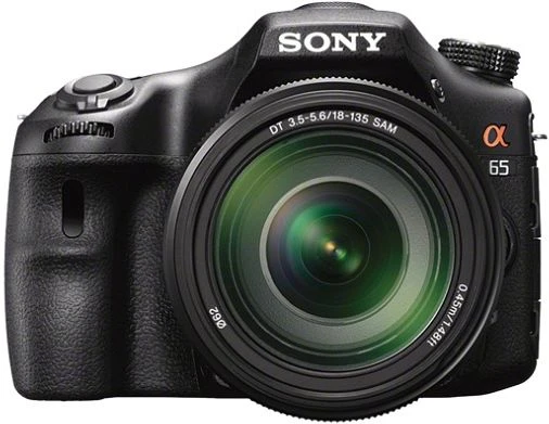 Sony Alpha 65 mit Objektiv 18-135mm 3.5-5.6 DT SAM