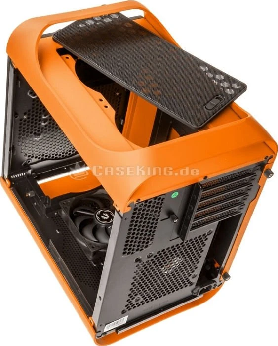 BitFenix Prodigy M orange