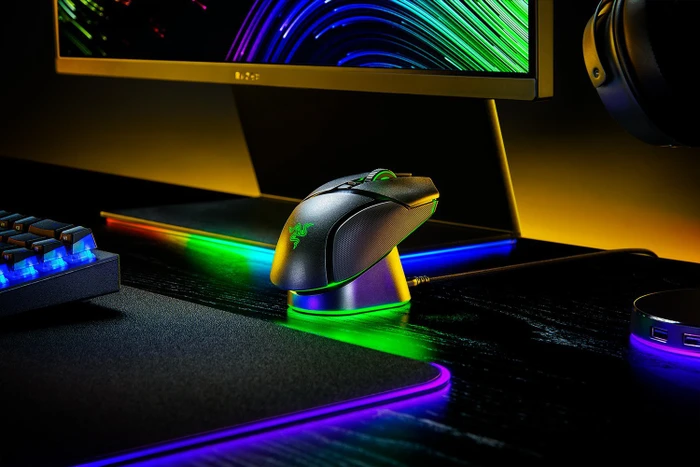 Razer Mouse Dock Pro + Wireless Charging Puck, Maus-Ladestation, schwarz