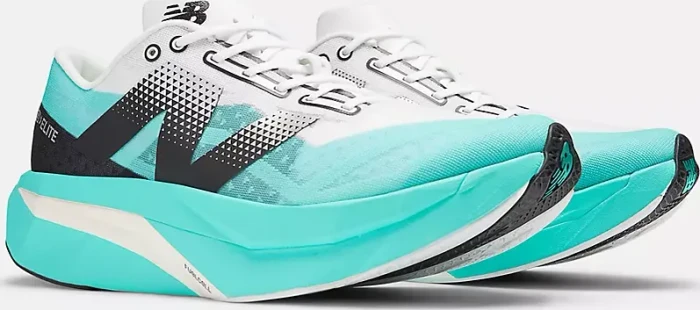 New Balance FuelCell SuperComp Elite v4 cyber jade/white/black (Damen)