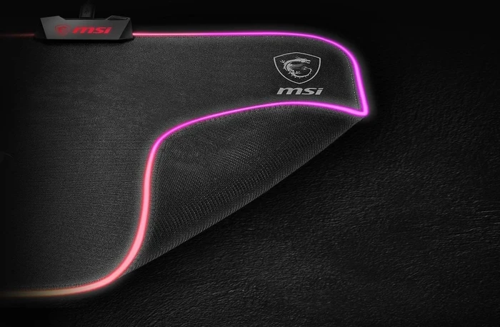 MSI Agility GD60 Gaming Mousepad, RGB beleuchtet, schwarz