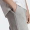 adidas Essentials French Terry Tapered Cuff Logo Trainingshose lang medium grey heather (Herren) Vorschaubild