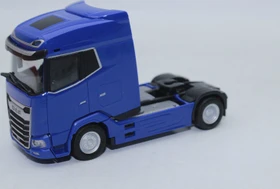 Herpa DAF XG Zugmaschine weiß