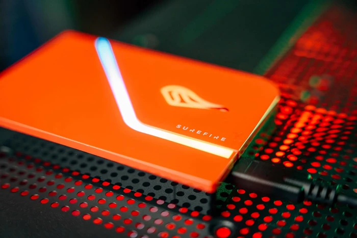Verbatim SureFire Pyrodrive 2.5" Gaming SSD, rot/schwarz, 1TB, USB-C 3.0