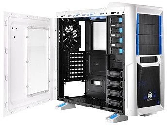 Thermaltake Chaser A41 Snow Edition, Acrylfenster