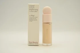 Rare Beauty Liquid Touch Brightening Concealer 170W, 7.5ml