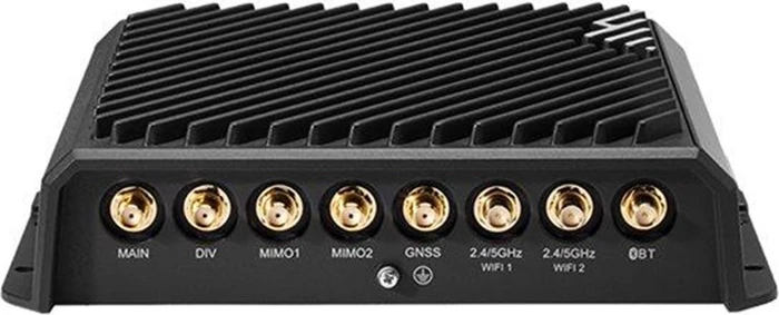 Ericsson Cradlepoint R1900 Series R1900, 5G, Essentials, 4 Jahre