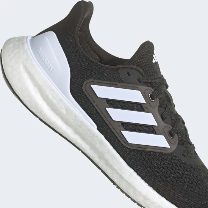 adidas Pureboost 23 core black/cloud white/carbon (Herren)