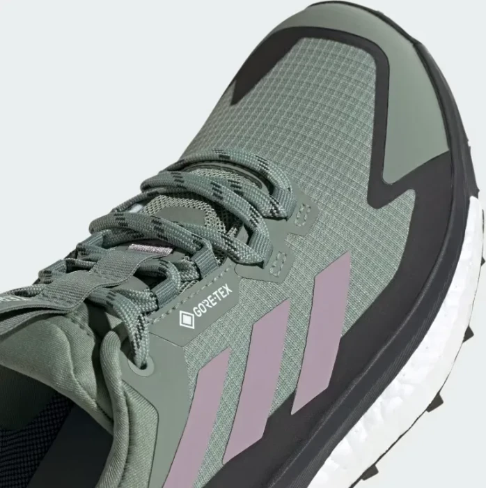 adidas Terrex Free Hiker 2.0 Low GTX silver green/preloved fig/carbon (Damen)