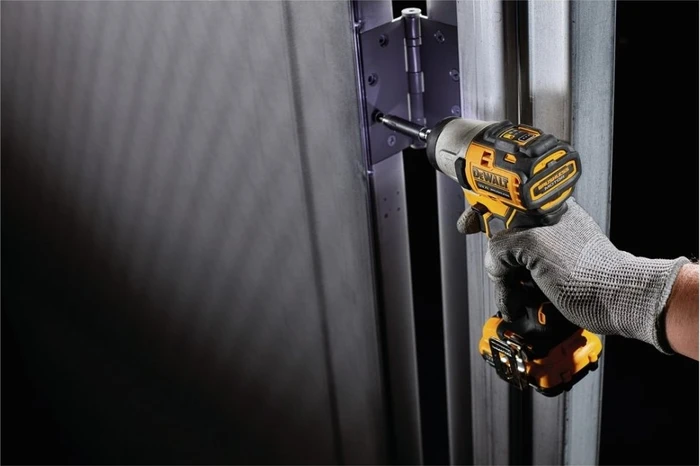 DeWalt DCF801D2 Akku-Schlagschrauber inkl. Koffer + 2 Akkus 2.0Ah