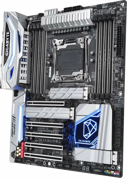 GIGABYTE X299 Designare EX (Intel 2066)